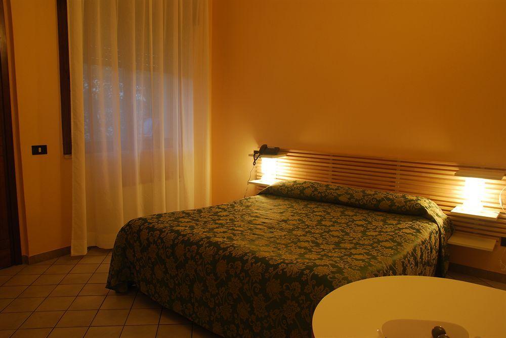 Nuovo Hotel Vigevano Dış mekan fotoğraf